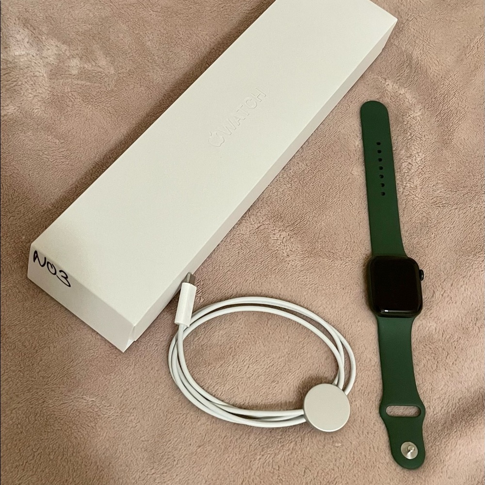 Apple watch series 7 GPS